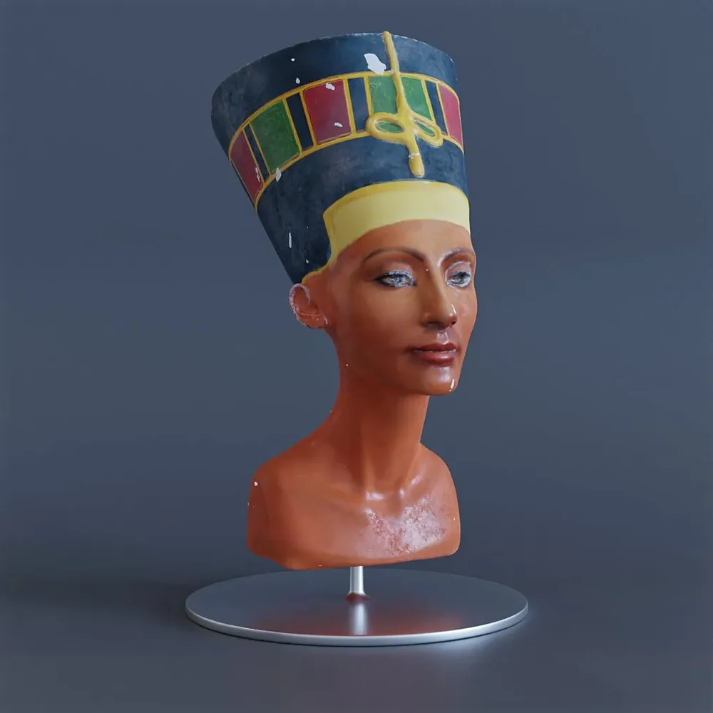 Nefertiti Statue