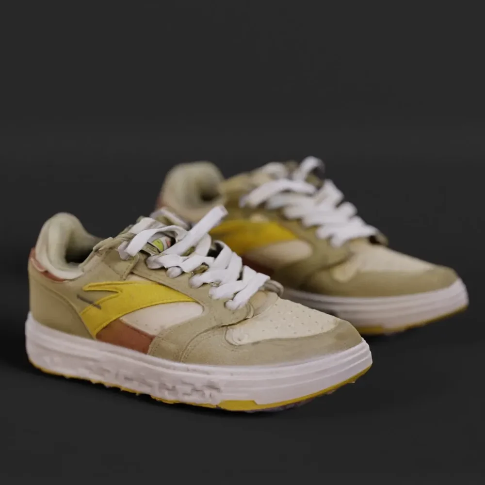 Anta Yellow Sneakers